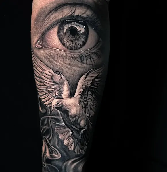 Javier Eastman