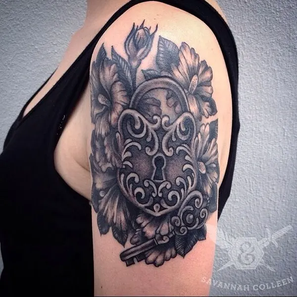 Ink and Dagger Tattoo