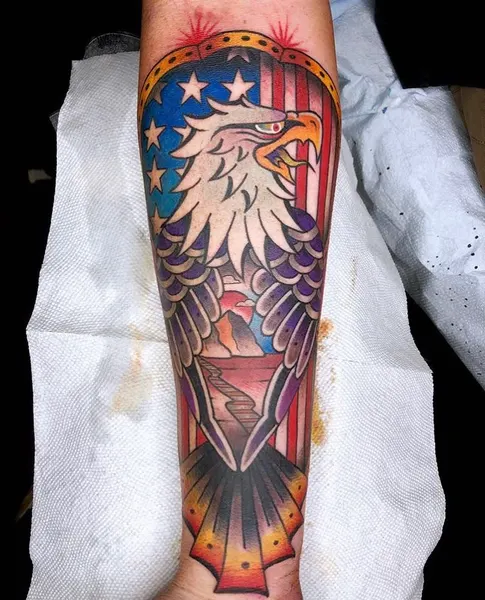Full Circle Tattoo