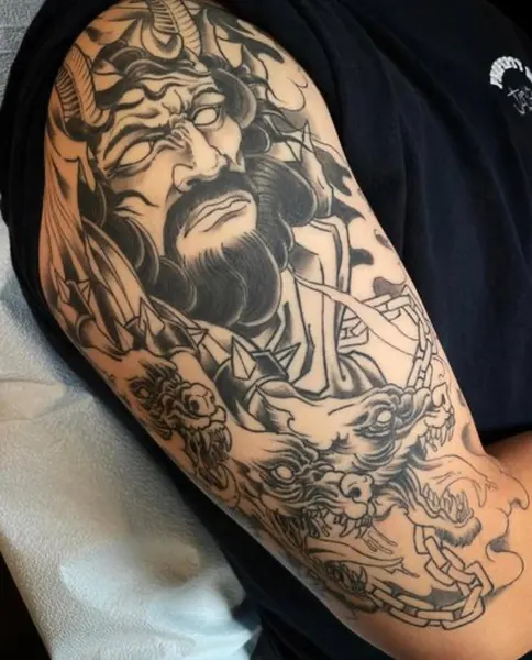 Full Circle Tattoo