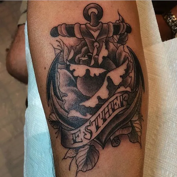 Full Circle Tattoo