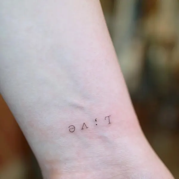 선, Lettering, 개미, 발찌, 밴드, 숫자, 펜, 날짜, 단어, 단청, 오니, 좌표, 지혜, 한글, 한야, 해태, 희망, 물망초, 삭얀트, 삼족오, 손글씨, 암밴드, 스크립트, 로마 숫자, 문장, 서명, 열쇠, 양면성, 생년월일, 출생년도, 황소자리