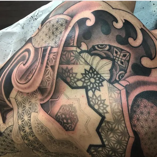 Full Circle Tattoo
