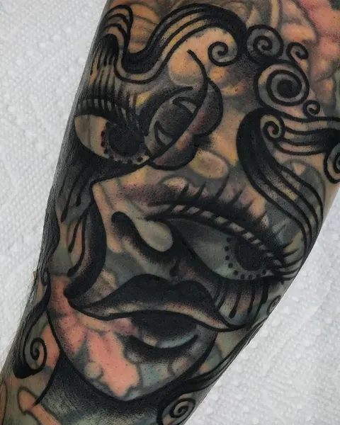 Dragon, 산호