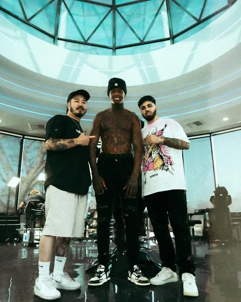 tattooist_bk