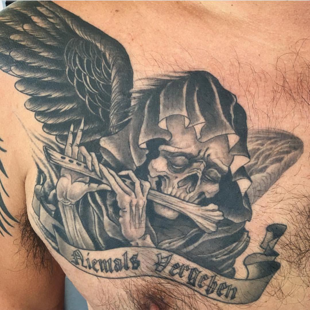 Full Circle Tattoo