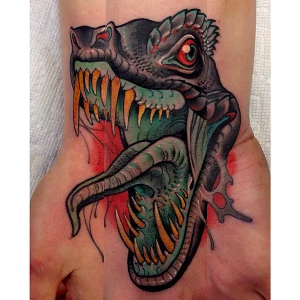 Dragon, 악어