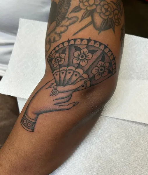 ellentattoos