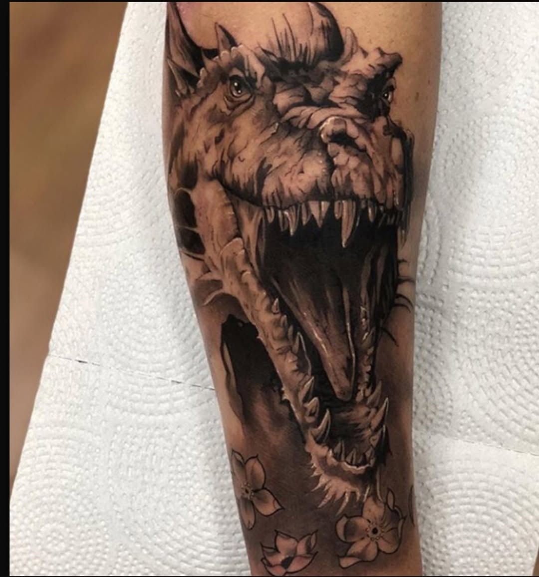 Dragon, 늑대인간