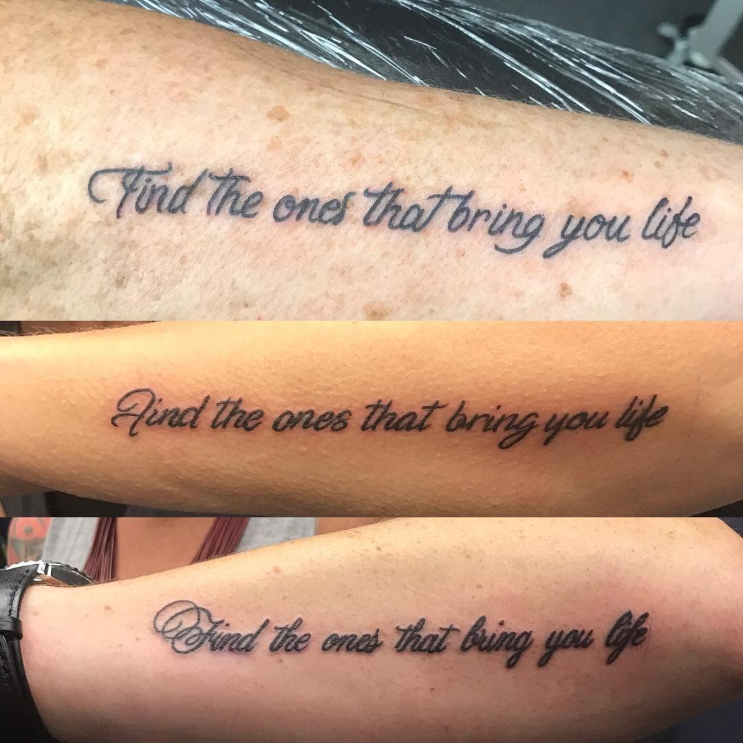 Lettering, 가사, 추모 문구