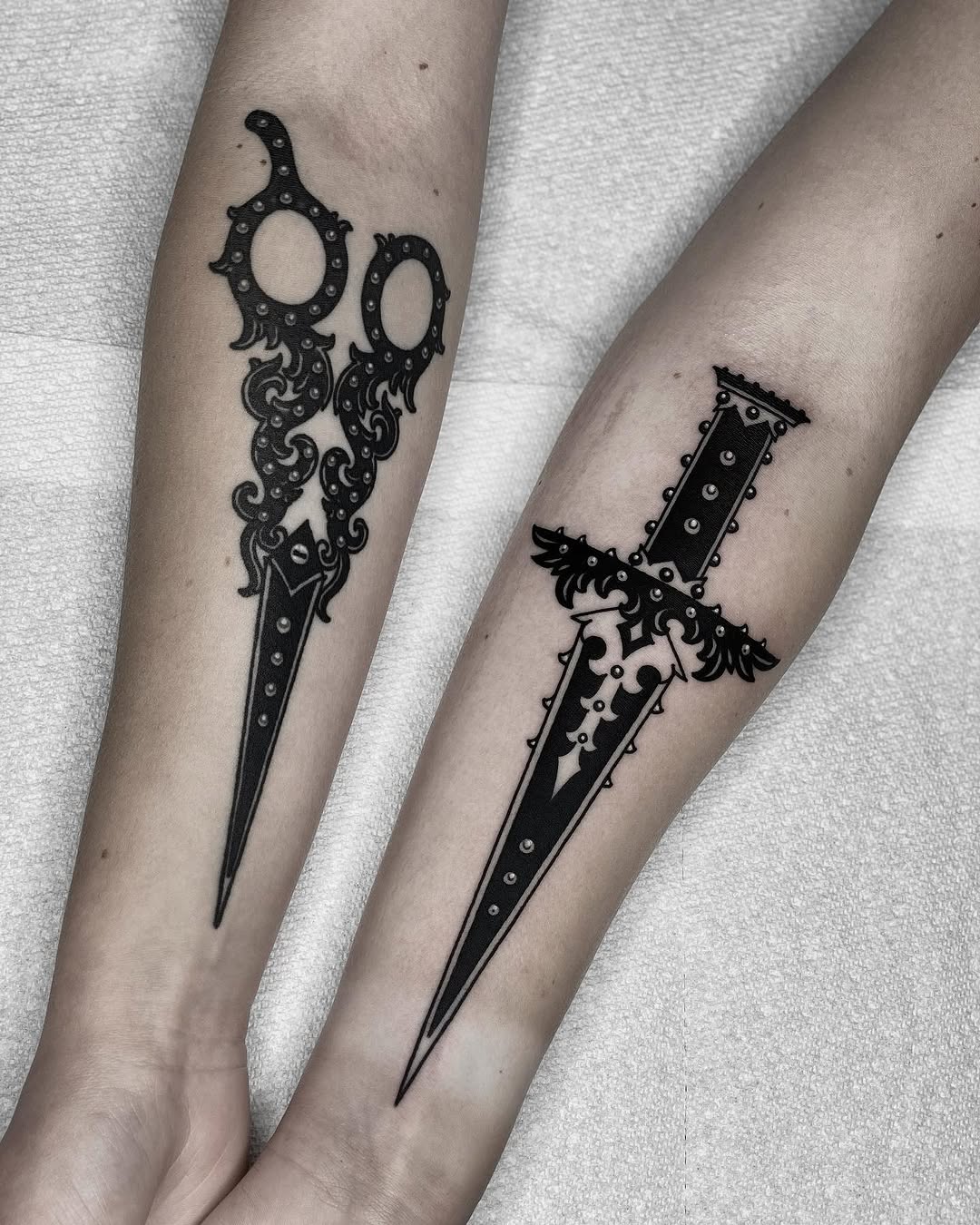 black_casket