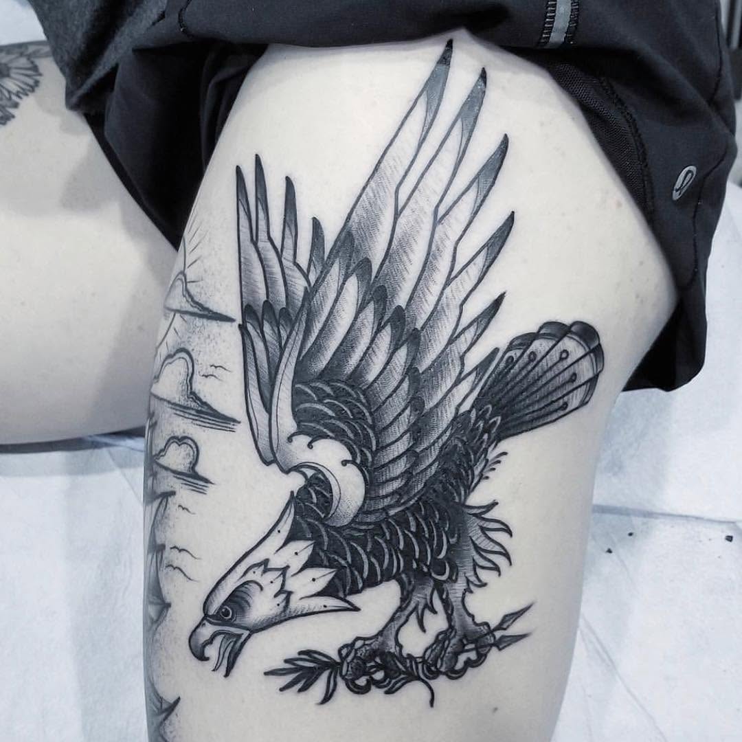 수탉, 날개, 그리핀, 까마귀, 독수리, 불사조, 페가수스, 일본 학, 한국 학, 발키리