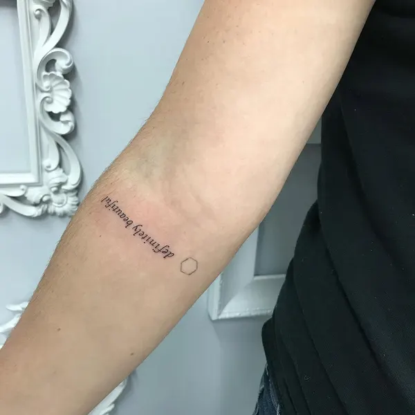 Lettering, 힘, 단어, 용기, 회복력, 삼족오, 출생년도