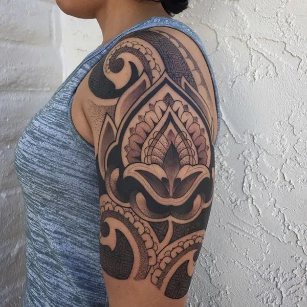 Full Circle Tattoo
