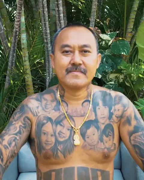 Robert Pho