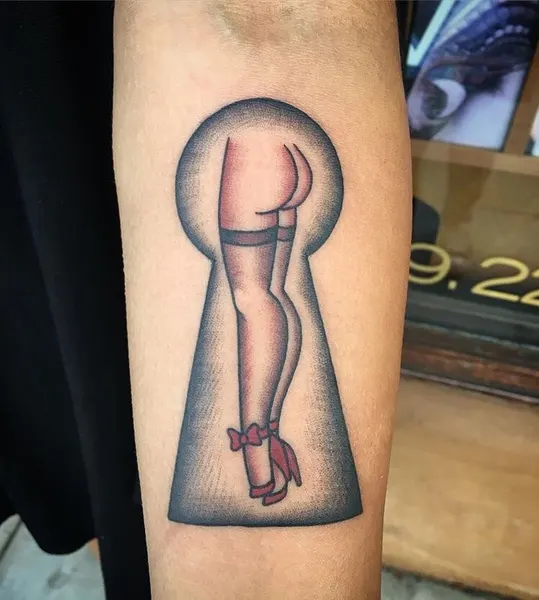 Full Circle Tattoo