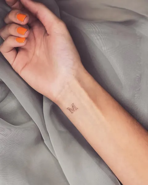 옴, Lettering, 이니셜, 천칭자리