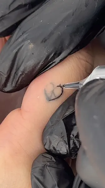 tattooist_arar
