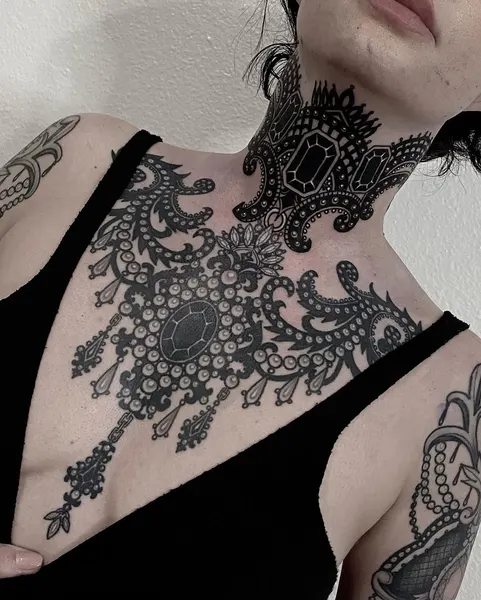 black_casket