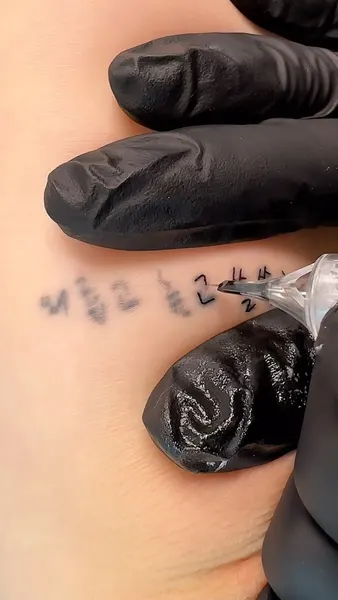 tattooist_arar
