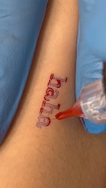 tattooist_arar