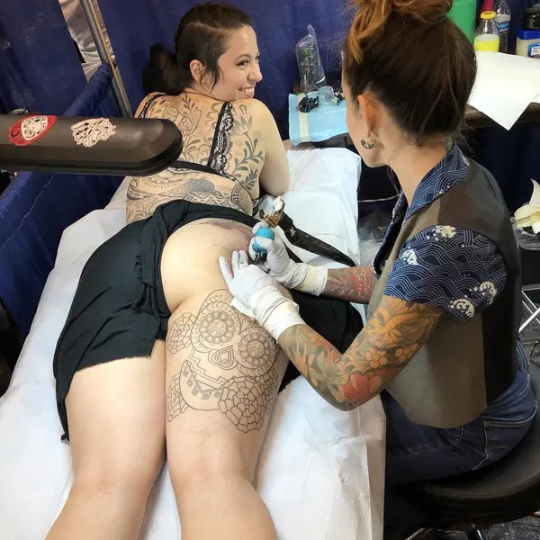 Full Circle Tattoo