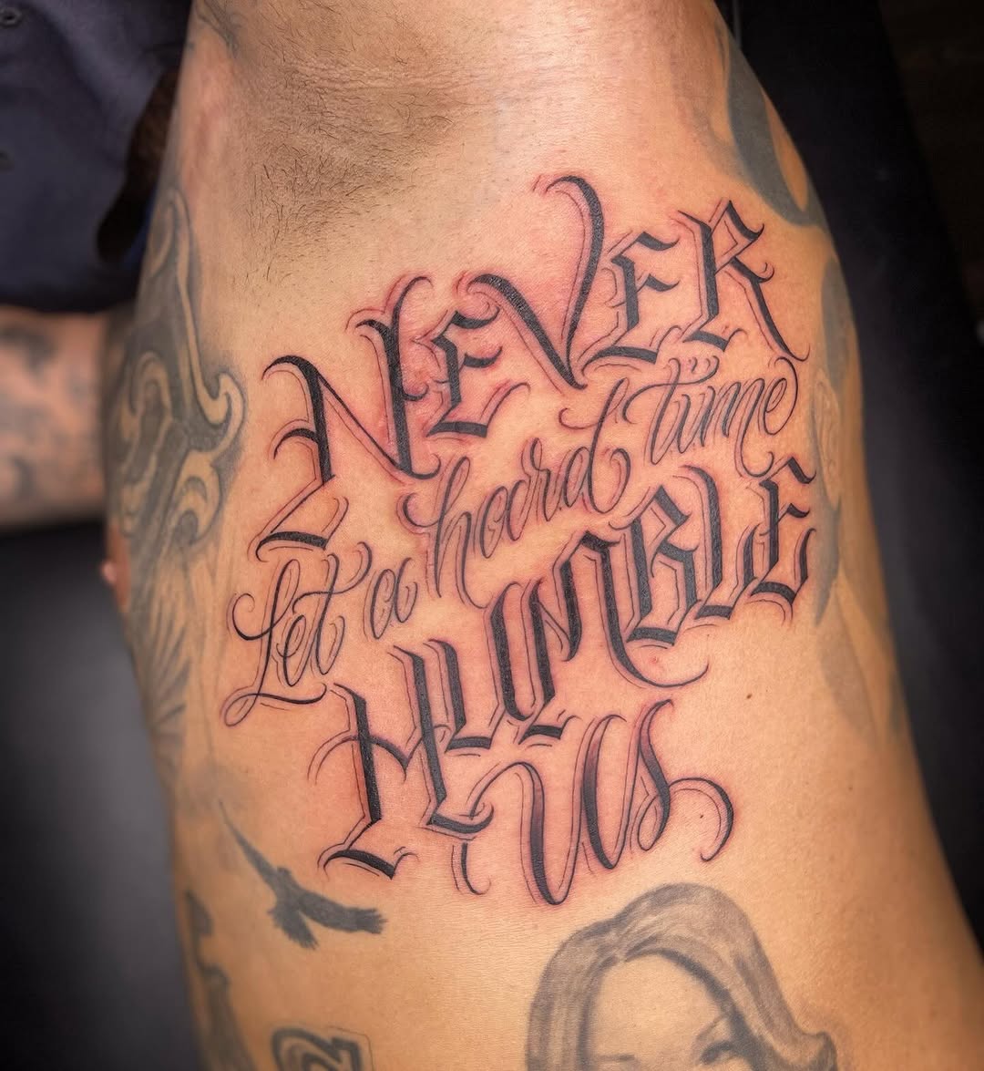 Lettering, 추모 문구, 고딕 레터링