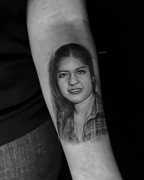 tattooist_bk