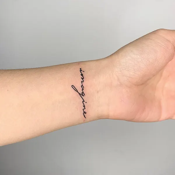선, Lettering, 문장, 믿음, 발찌, 밴드, 서예, 열쇠, 영원, 단어, 용기, 정의, 지혜, 체인, 추억, 희망, 강인함, 삭얀트, 손글씨, 양면성, 회복력, 스크립트, 오리엔탈, 무한, 서명, 음악, 장면, 좌표, 팔찌, 노리개, 암밴드, 미니멀 레터링, 아랍어 레터링, 우정 타투